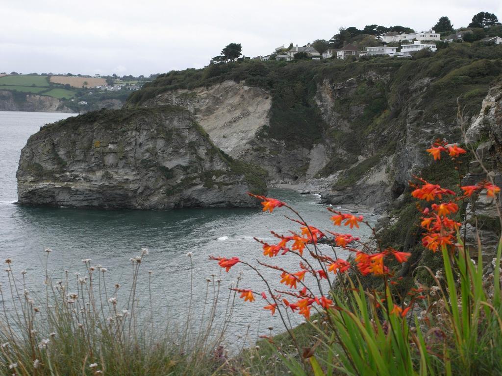 מפרץ קרליון Cliff Head Hotel מראה חיצוני תמונה